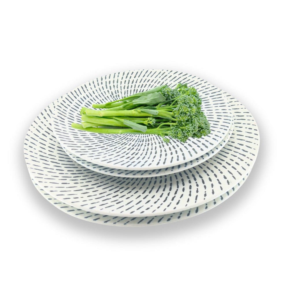 ArtOlo Chic White Striped Dinner Plates (Set of 4)