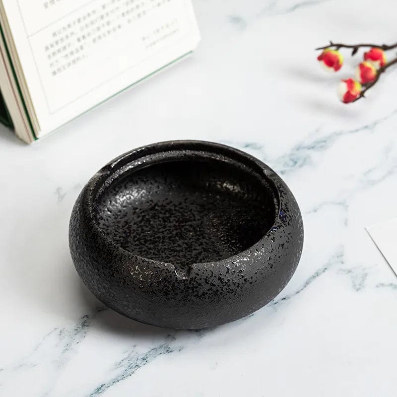 Home Finesse Round Ceramic Ashtray with Lid